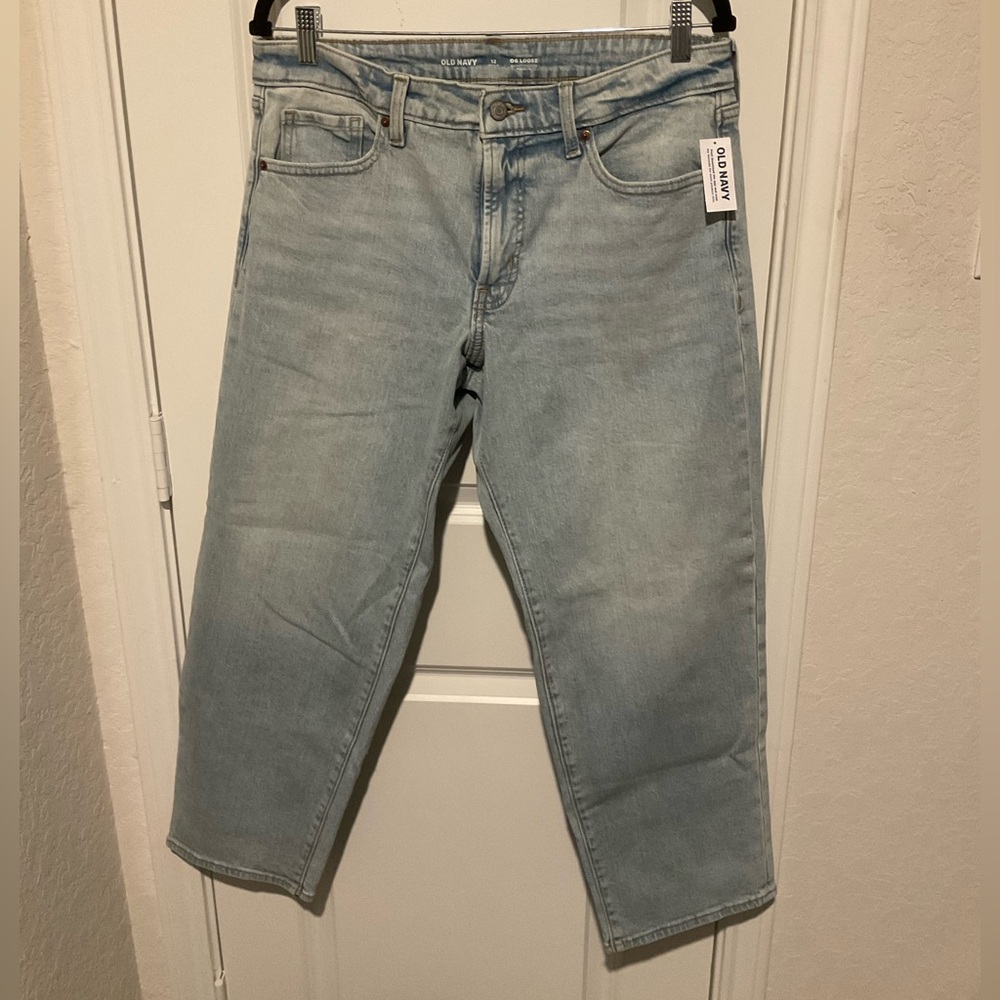 Old Navy Women’s Relaxed Jeans in Light Blue